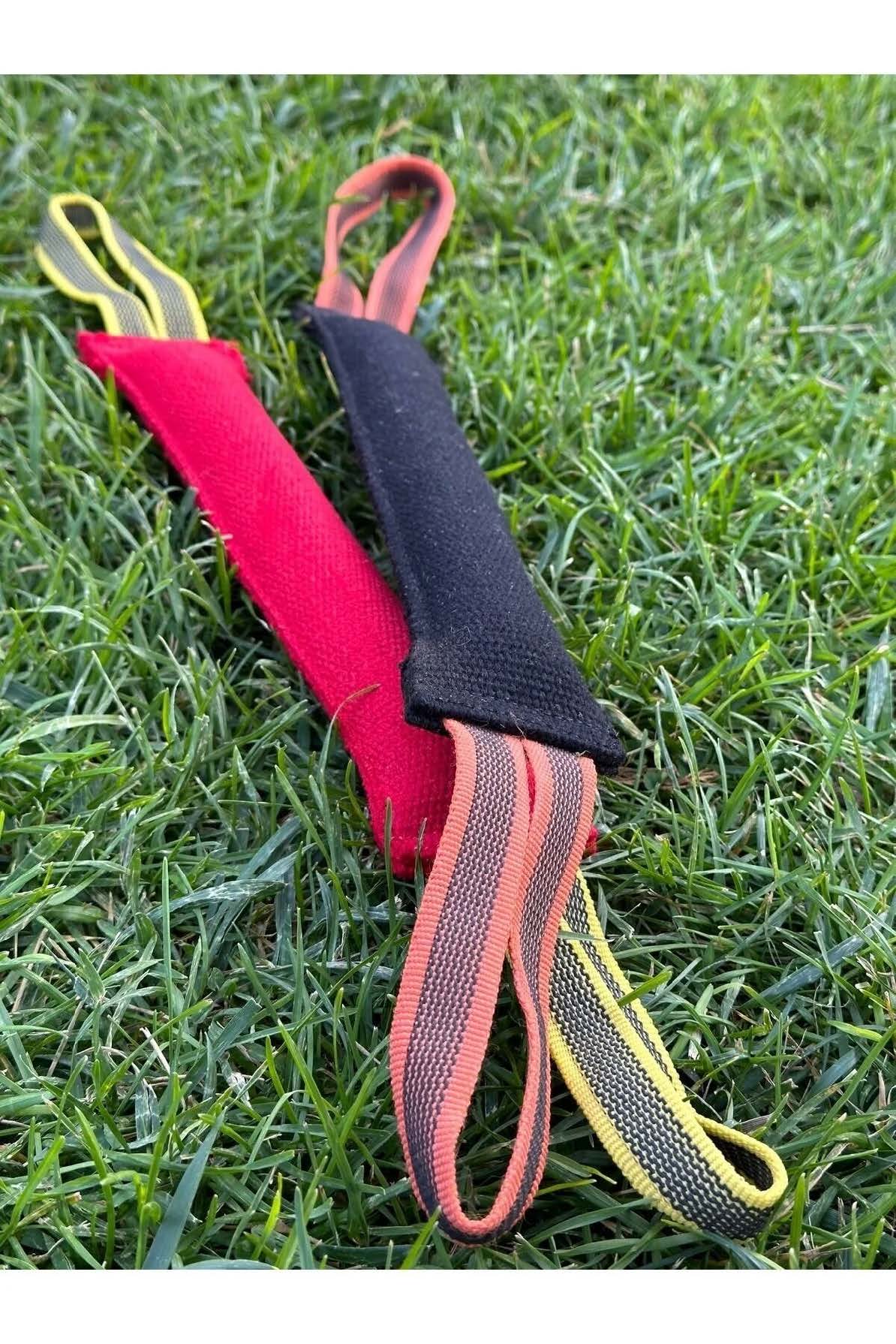 köpek ısırma yastığı, deri ısırma yastığı, diş temizleme köpek oyuncağı, dayanıklı köpek eğitim ekipmanı, köpek ısırma minderi, profesyonel köpek eğitim yastığı, malinois ısırma minderi, k9 eğitim yastığı, köpek diş bakım oyuncağı, köpek eğitim malzemeleri, Eyüp Doğan köpek ürünleri